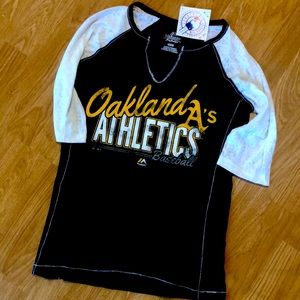 NWT Oakland A’s 3/4 sleeve